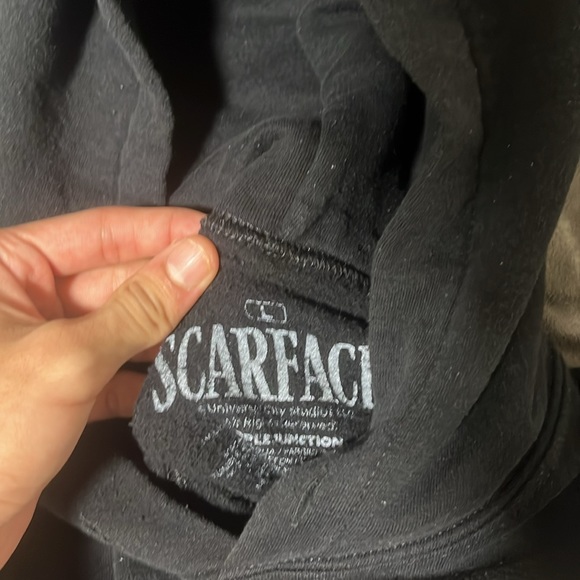 No string - Picture 2 of 3